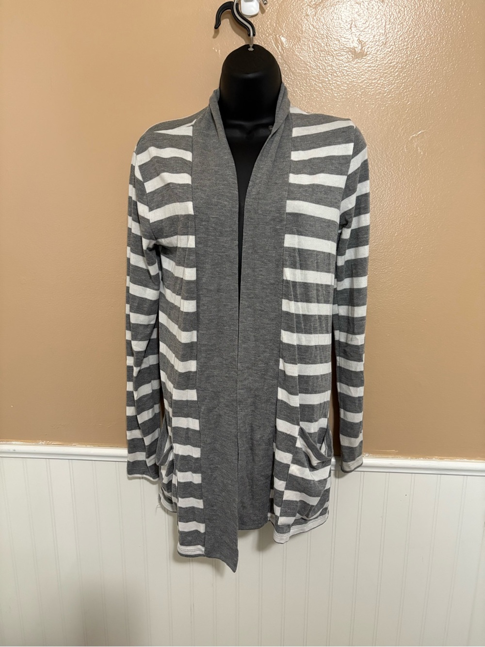Poof Small Gray White Strip Open Front Cardigan Preowned